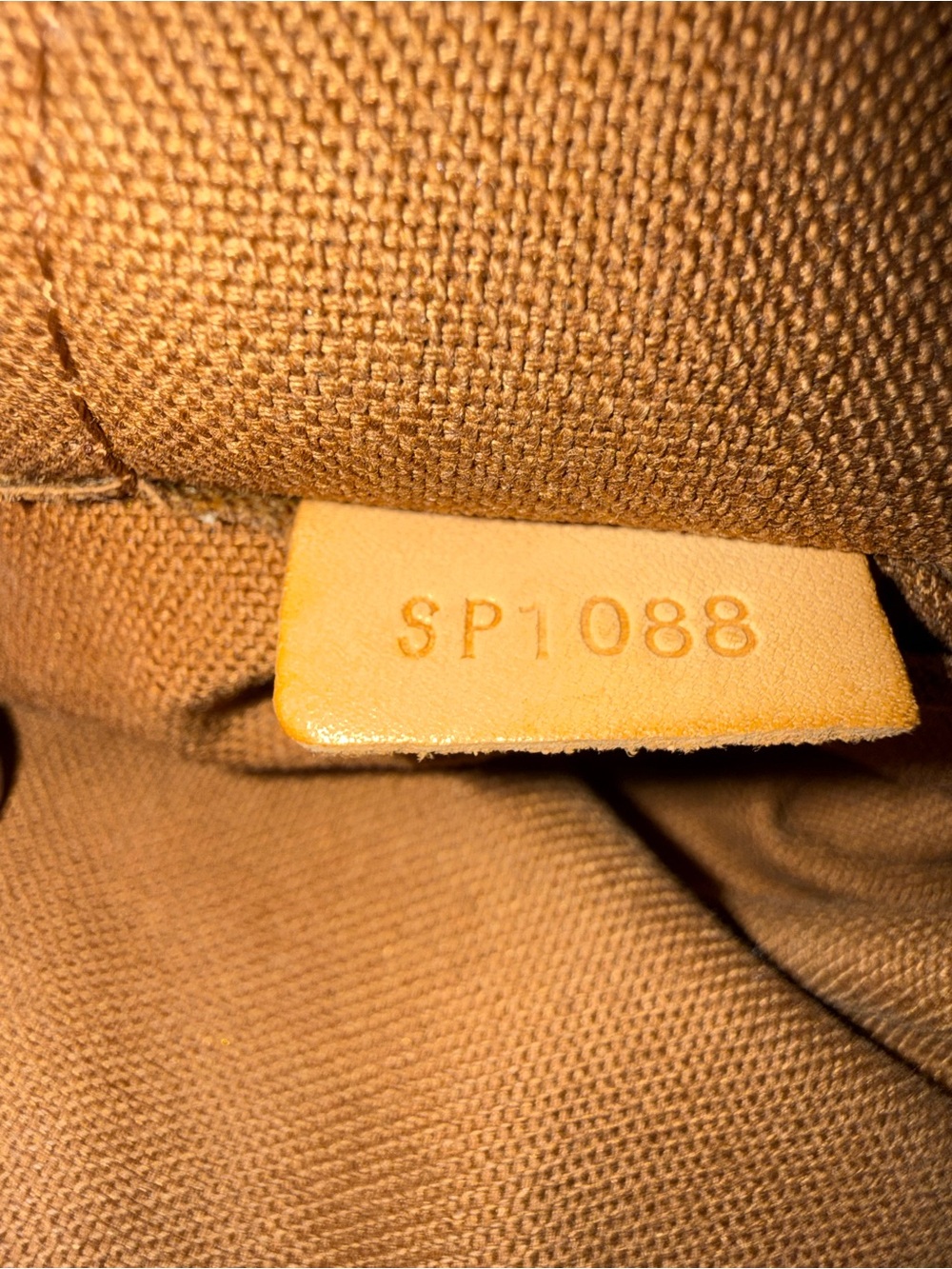 Louis Vuitton Tivoli GM  Monogram Shoulder Bag - Picture 8 of 13